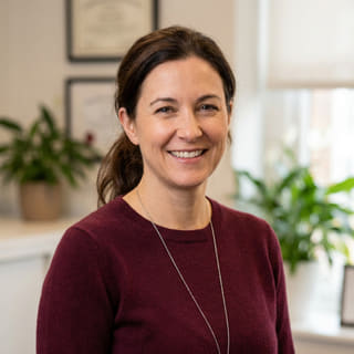 Photo de profil de Laura Bennett, identifiée comme Responsable des Standards de Plateforme au sein de Riane Quotaison